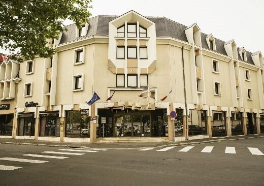 Book Video Conference Rooms in CAEN