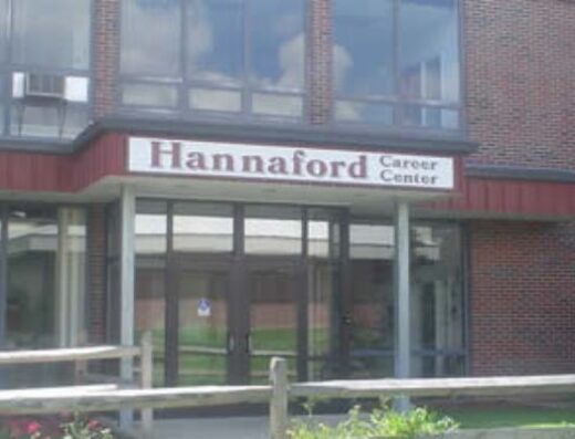 Book Video Conference Rooms in MIDDLEBURY