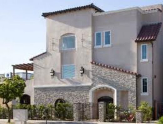 Book Video Conference Rooms in VAN NUYS